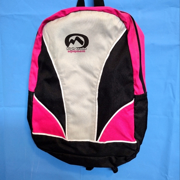 High Trails Backpack - Picture 1 of 2